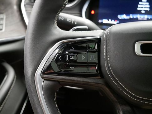 Certified 2024 Jeep Grand Cherokee L Overland w/ Trailer Tow Package image 31