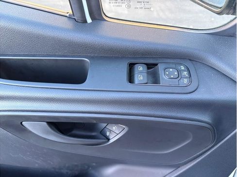 Used 2021 Mercedes-Benz Sprinter 2500 image 12