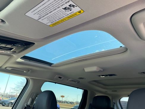 New 2026 Kia Carnival SX Prestige image 25