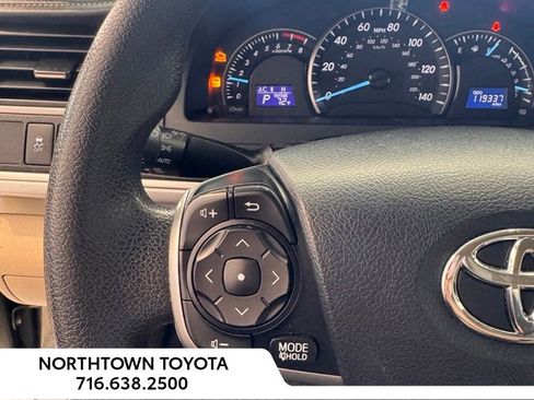 Used 2013 Toyota Camry LE FWD image 18