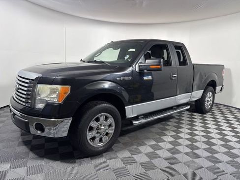 Used 2012 Ford F150 XLT w/ XLT Chrome Pkg image 2