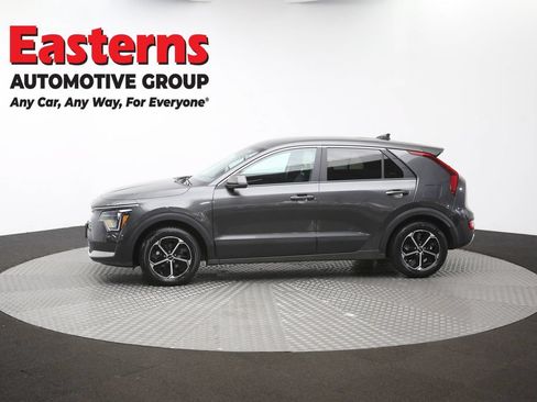 Used 2025 Kia Niro LX FWD image 56