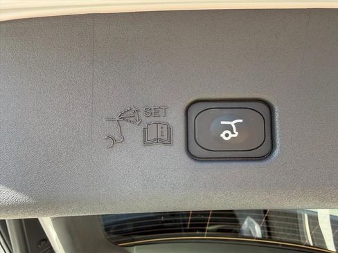 New 2026 Lincoln Nautilus Reserve image 18