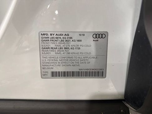 Used 2019 Audi e-tron Prestige w/ Prestige Package image 24