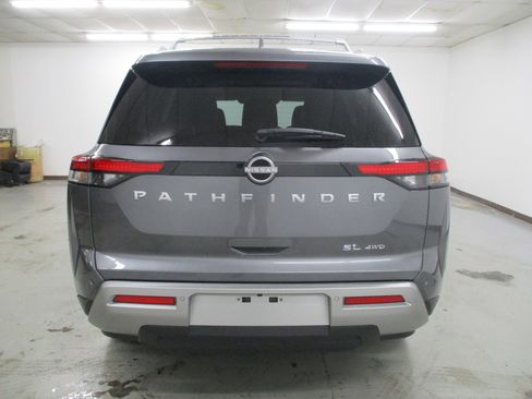 New 2025 Nissan Pathfinder SL image 4
