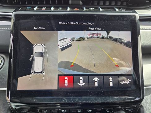 Used 2023 Jeep Grand Cherokee 30th Anniversary image 18