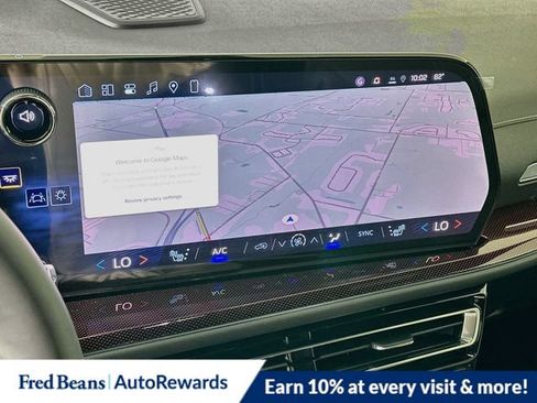 New 2026 Chevrolet Traverse Z71 w/ Enhanced Driving Package AWD/4WD image 11