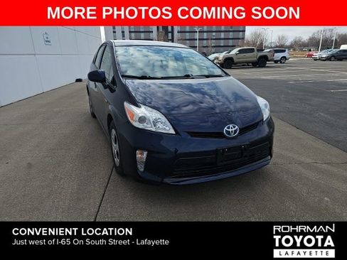 Used 2015 Toyota Prius Three w/ Solar Roof Package image 2