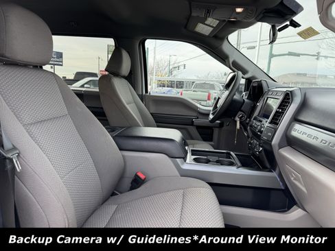 Used 2022 Ford F250 XLT w/ XLT Premium Package image 4