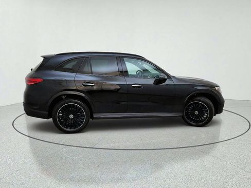 Certified 2026 Mercedes-Benz GLC 300 image 7