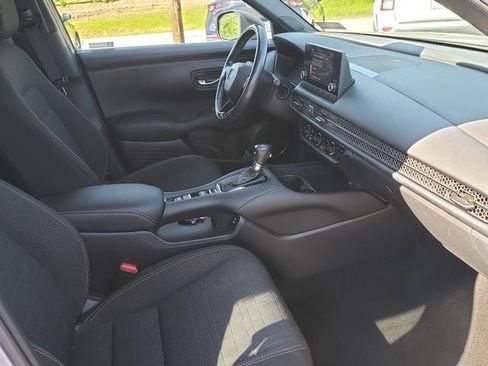 Used 2024 Honda HR-V Sport image 19