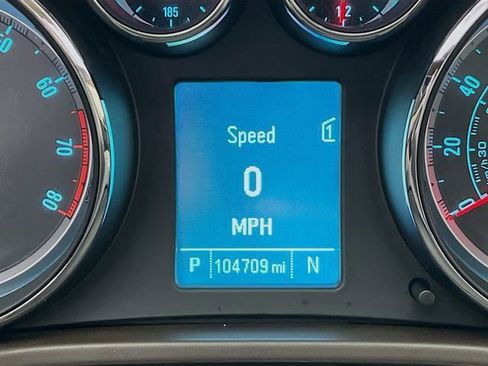 Used 2012 Buick Regal Premium image 15