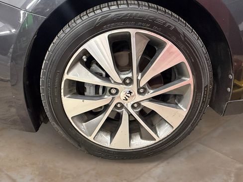Used 2019 Kia Optima S FWD image 27