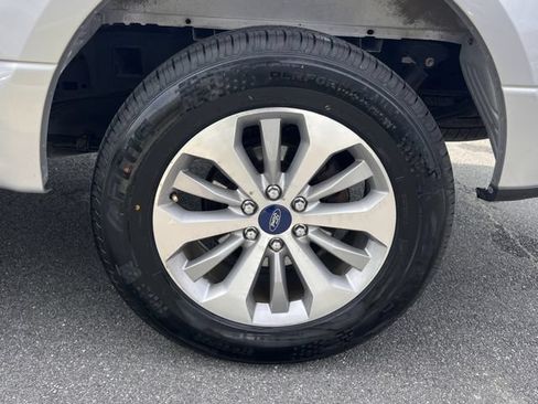 Used 2018 Ford F150 XL w/ Equipment Group 101A Mid RWD image 32