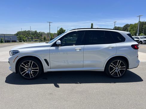 Used 2023 BMW X5 xDrive40i w/ Executive Package AWD/4WD image 6