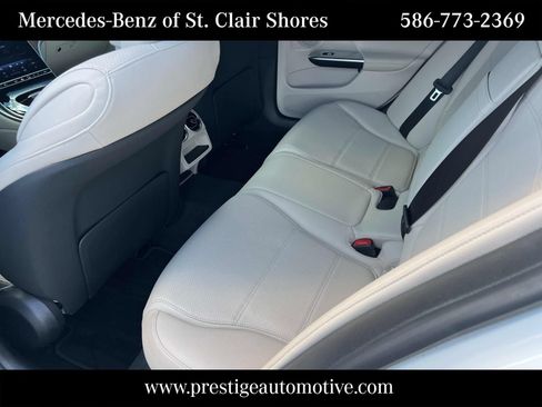 Used 2023 Mercedes-Benz C 300 4MATIC Sedan image 16