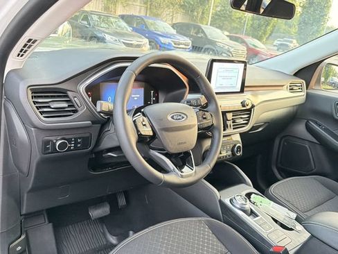 Used 2024 Ford Escape Active AWD/4WD image 10