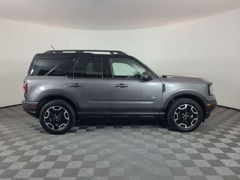 Used 2023 Ford Bronco Sport Outer Banks w/ Tech Package image 2