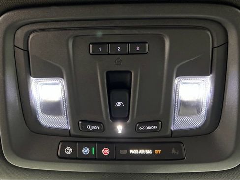 Used 2020 GMC Sierra 2500 AT4 w/ AT4 Premium Package image 40