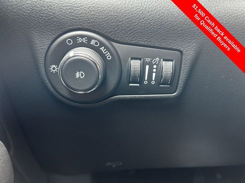 New 2026 Jeep Compass Latitude image 12