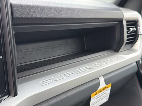New 2026 Ford F550 2WD Crew Cab image 30