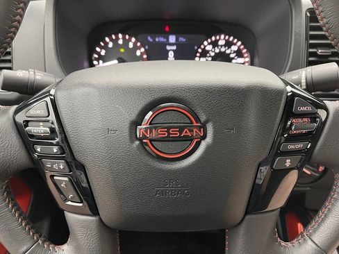 Used 2024 Nissan Frontier PRO-4X w/ Technology Package AWD/4WD image 18