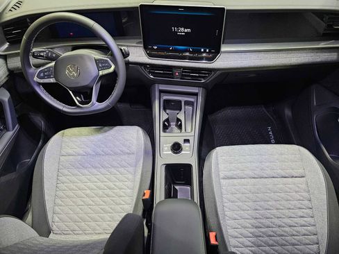 New 2026 Volkswagen Tiguan S AWD/4WD image 19