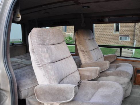 Used 1996 Chevrolet Express 1500 image 27