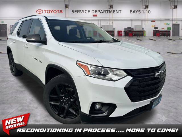 Used 2021 Chevrolet Traverse LT FWD image 1