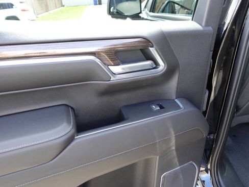 Used 2022 Chevrolet Silverado 1500 LT Trail Boss w/ LT Trail Boss Premium Package AWD/4WD image 27
