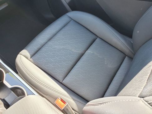 Used 2026 Chevrolet Equinox LT w/ Convenience Package II FWD image 15