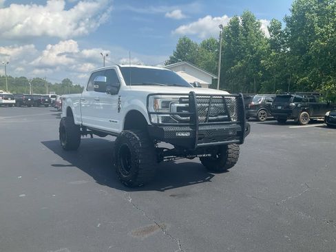 Used 2021 Ford F350 Platinum AWD/4WD image 3