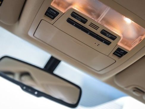 Used 2016 Toyota Highlander Limited FWD image 42