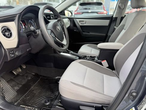 Certified 2019 Toyota Corolla LE image 14