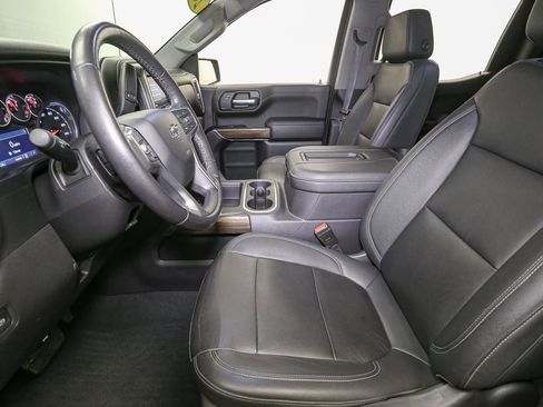 Used 2021 Chevrolet Silverado 1500 LT Trail Boss w/ Convenience Package II AWD/4WD image 46