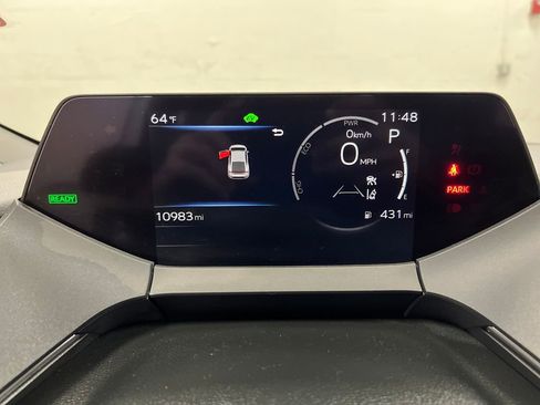 Used 2024 Toyota Prius XLE image 18