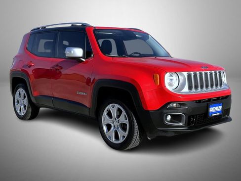 Used 2016 Jeep Renegade Limited image 3