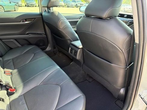 Used 2020 Toyota Camry XSE FWD image 20