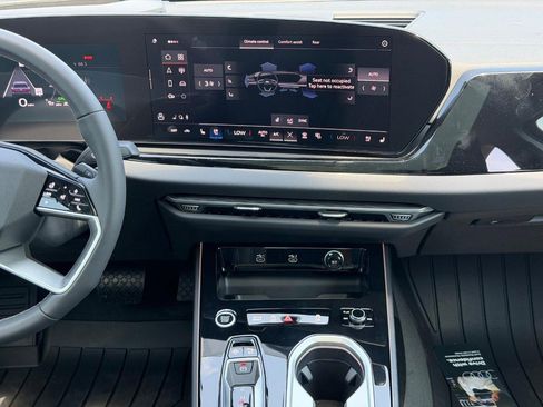 New 2026 Audi A6 Premium Plus AWD/4WD image 7
