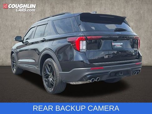 Used 2025 Ford Explorer ST image 6