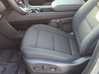 New 2026 Chevrolet Traverse LT w/ Midnight/Sport Edition video 4