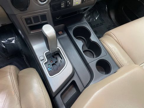 Used 2015 Toyota Sequoia Limited image 28