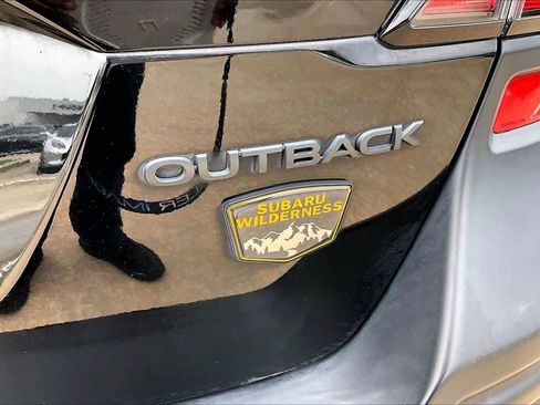 Used 2022 Subaru Outback Wilderness w/ Wilderness Package AWD/4WD image 10
