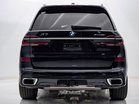 Used 2024 BMW X7 xDrive40i w/ M Sport Package image 7