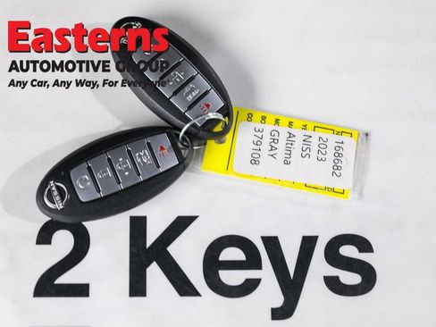 Used 2023 Nissan Altima 2.5 SR FWD image 25