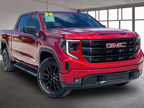 Used 2024 GMC Sierra 1500 Elevation AWD/4WD image 3