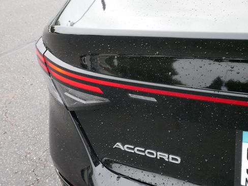 Certified 2025 Honda Accord Touring image 17