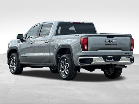 New 2026 GMC Sierra 1500 SLE w/ LPO, Black Badging Package image 3