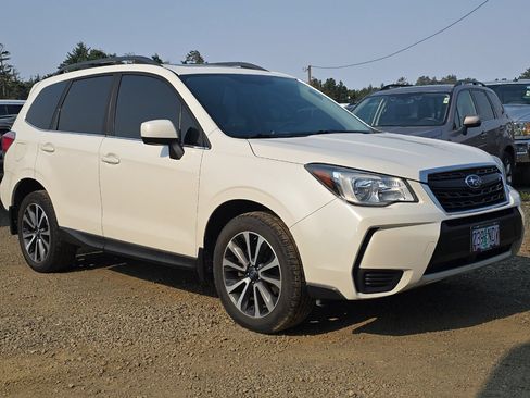 Used 2017 Subaru Forester 2.0XT Premium AWD/4WD image 2