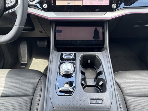 New 2025 Jeep Wagoneer S Launch Edition w/ Trailer Tow Group image 25